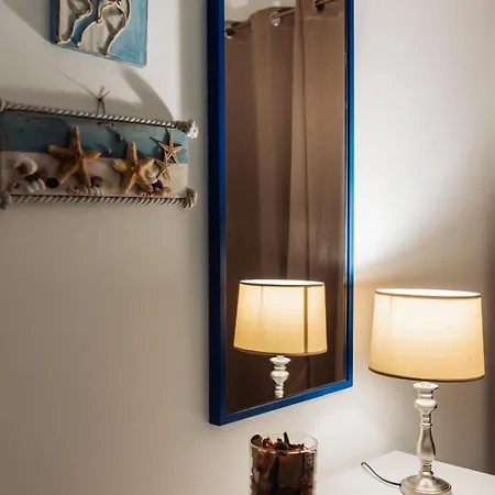 Апартаменты Yet Quiet, 3 Bedroom Near St Julians Sleeps 6